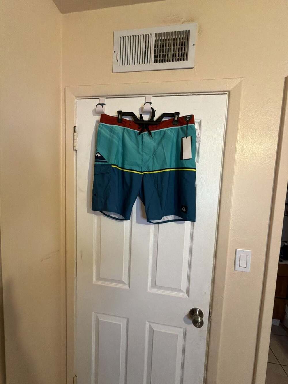 Quicksilver Board Shorts Size 36